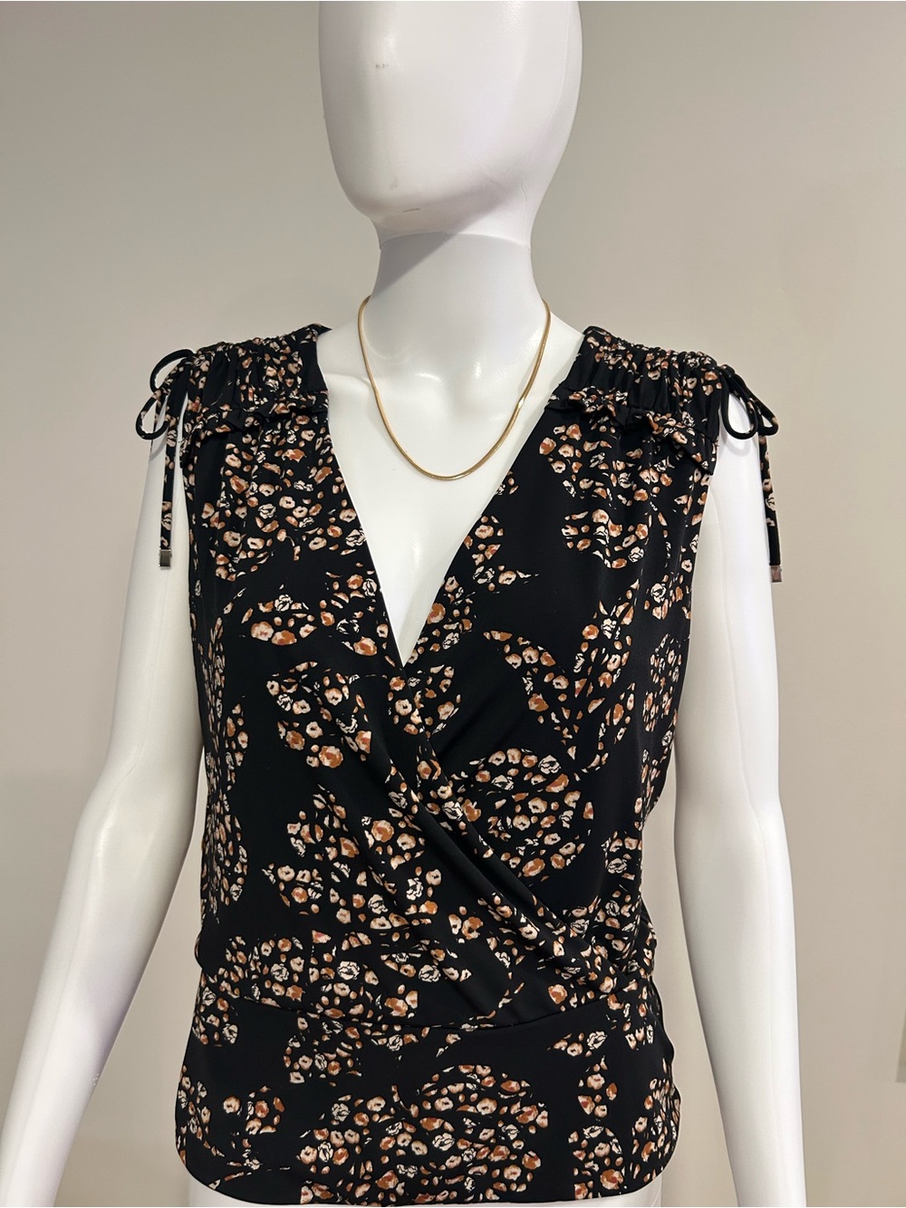 White House Black Market 
Ruched MJ Surplice Top 

New With Tags